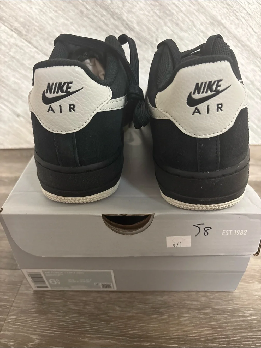 Nike | Air Force 1 Black And Bone Low-Top Sneakers Size 6.5Y